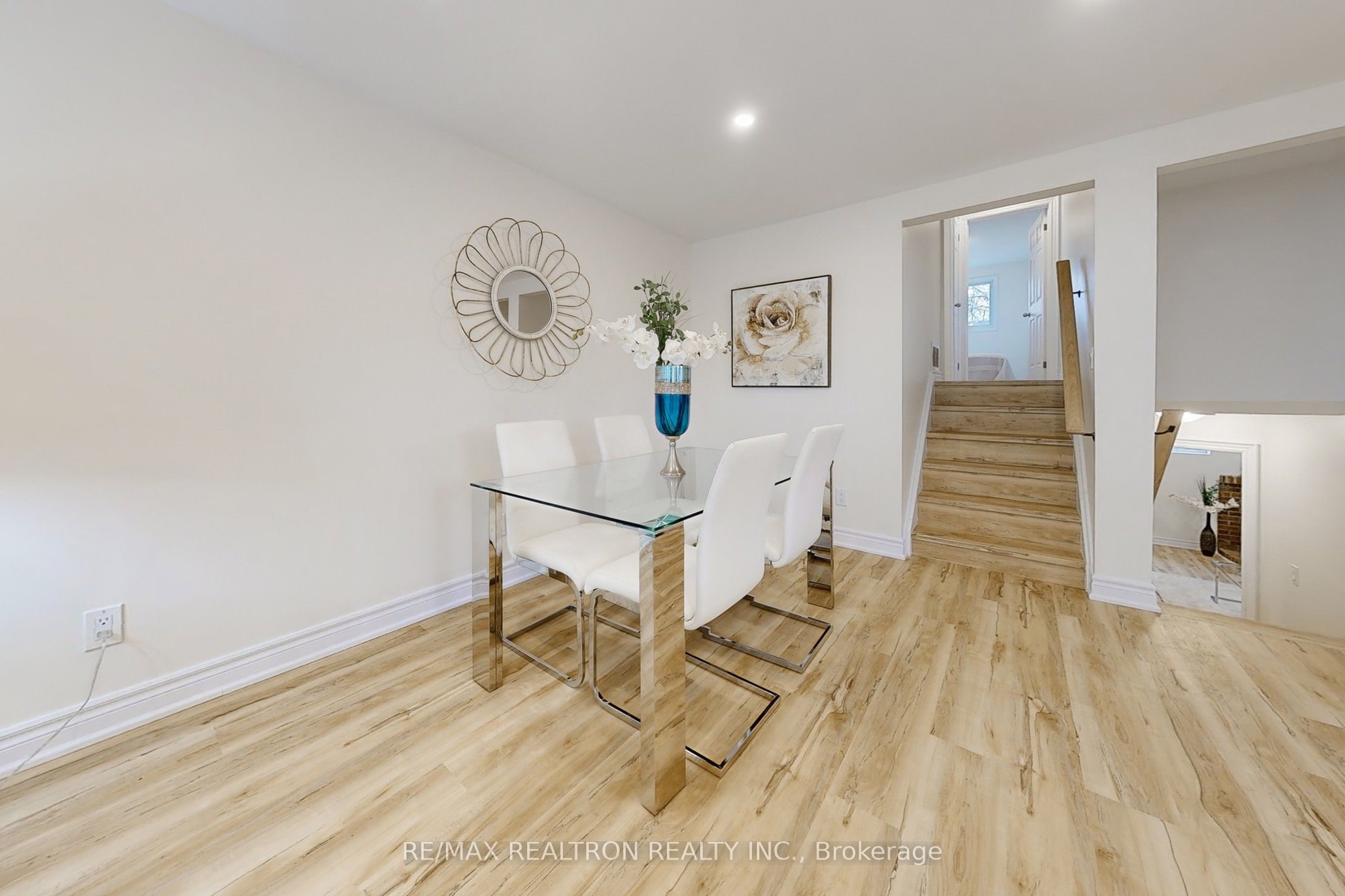 Photo 39 of 551 Salisbury Street, Oshawa, Vanier — HOMEH