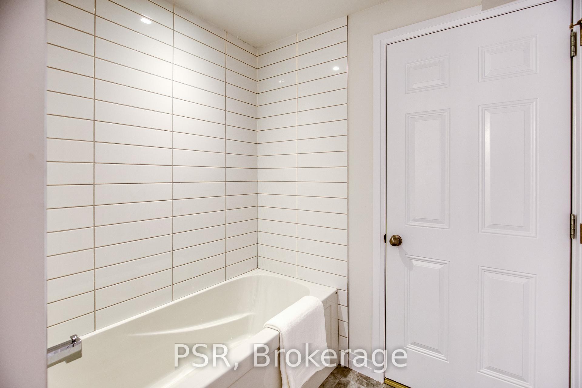 Photo 36 of 47 Queensbrook Crescent, Cambridge — HOMEH