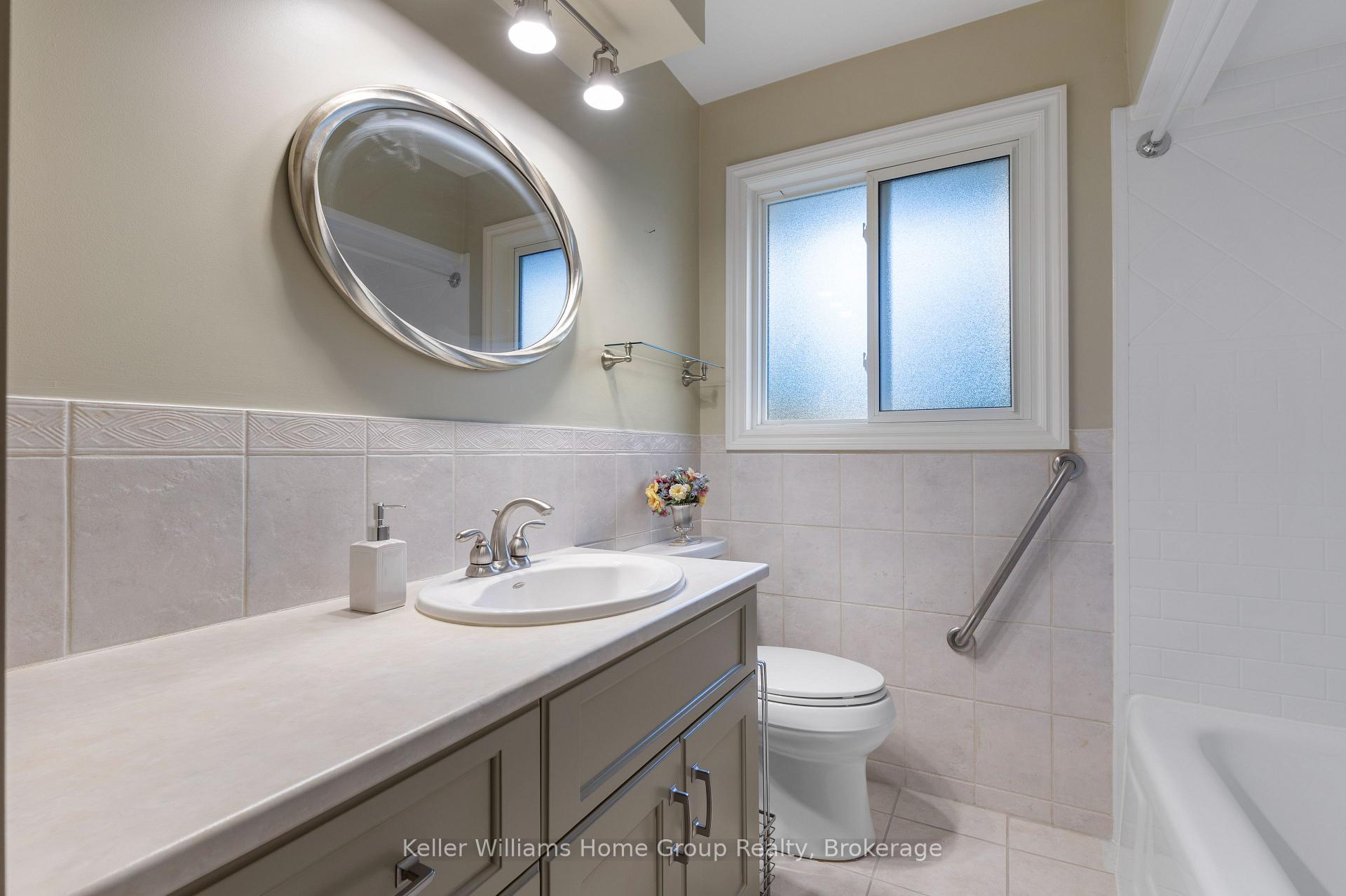 Photo 18 of 9 Sunnylea Crescent, Guelph, General Hospital — HOMEH