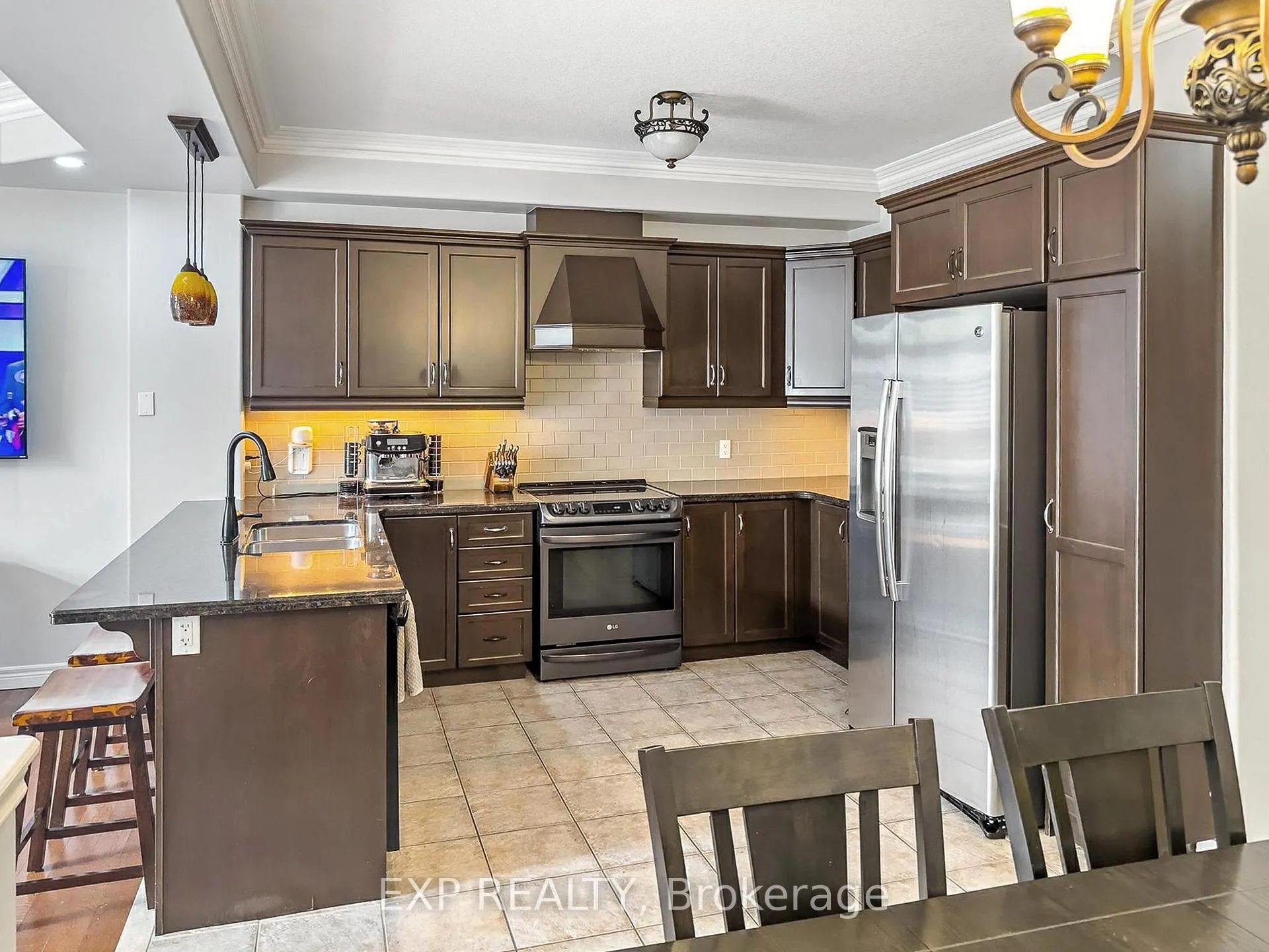 Photo 7 of 66 Fall Fair Way, Hamilton, Binbrook — HOMEH