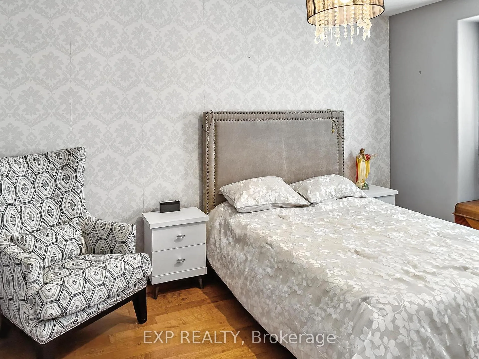 Photo 12 of 66 Fall Fair Way, Hamilton, Binbrook — HOMEH