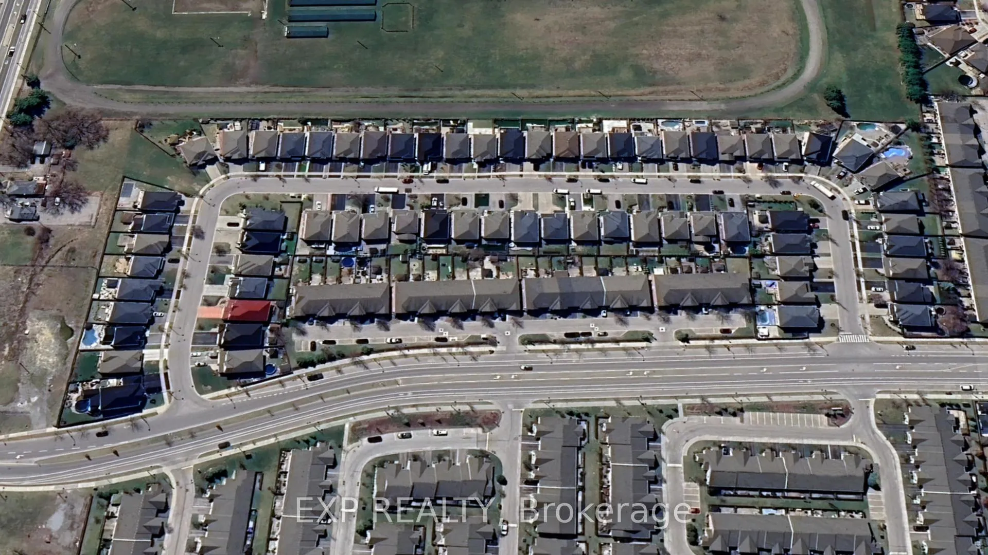 Photo 17 of 66 Fall Fair Way, Hamilton, Binbrook — HOMEH
