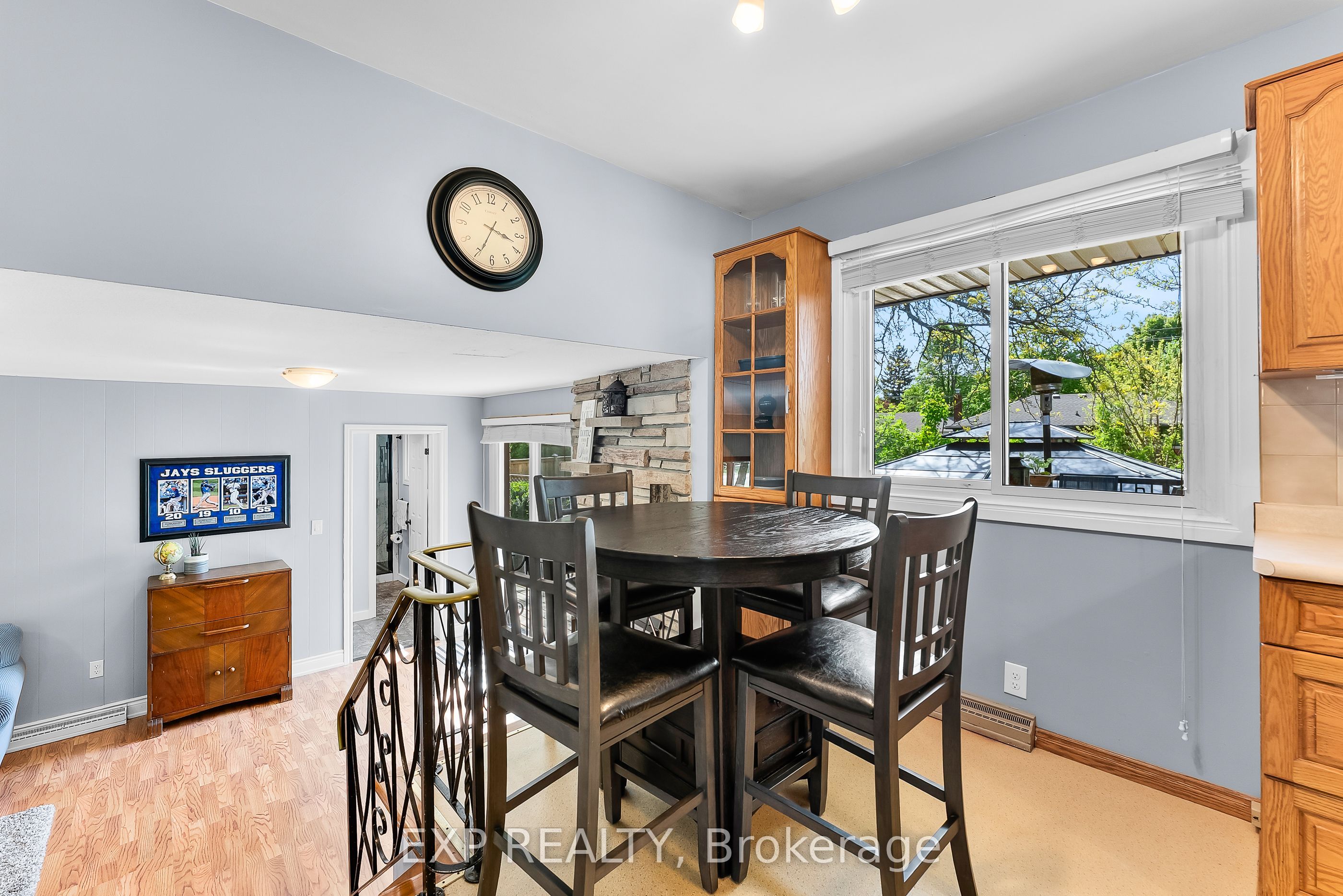 Photo 65 of 7 Saturn Court, St. Catharines, Bunting/Linwell — HOMEH