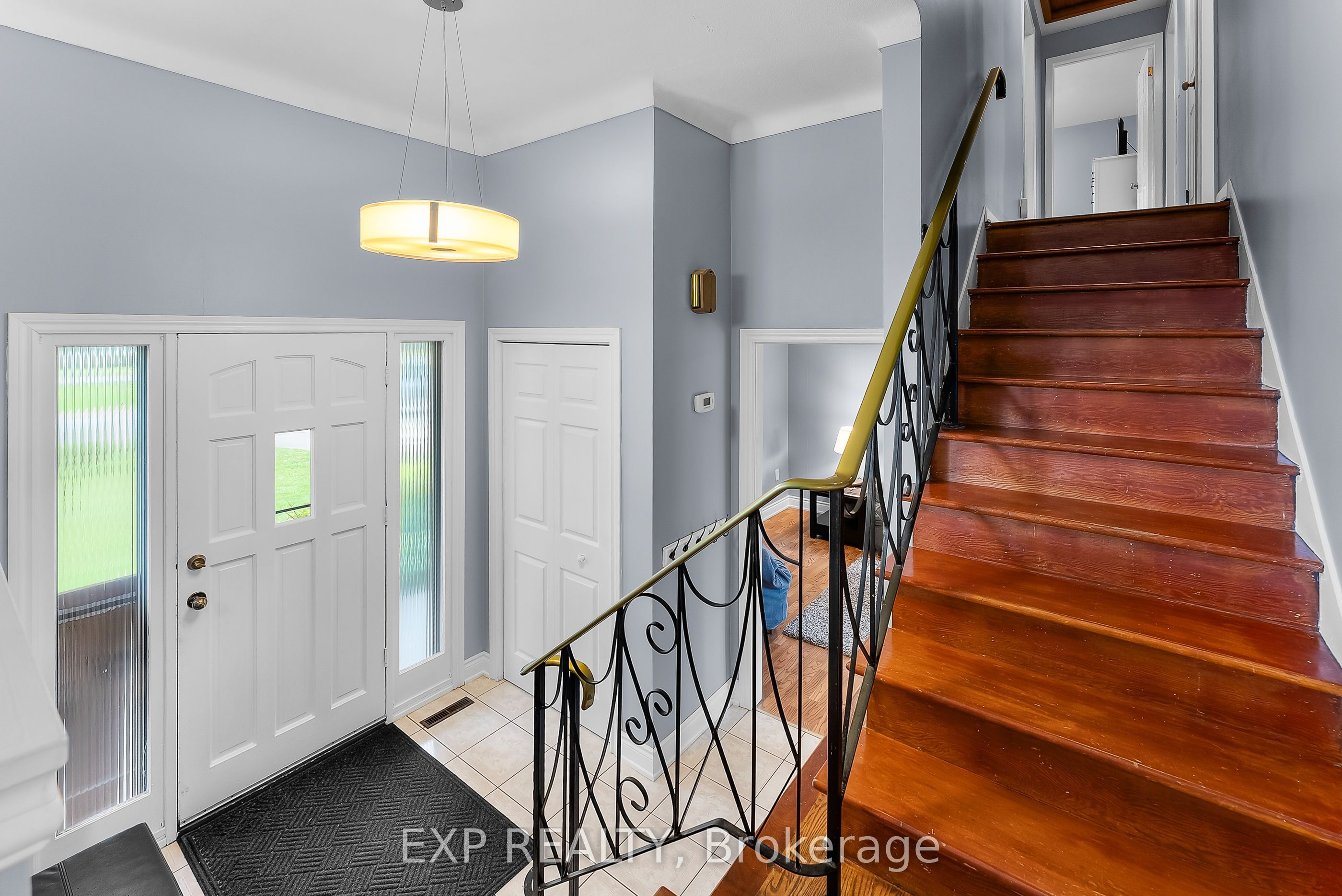 Photo 55 of 7 Saturn Court, St. Catharines, Bunting/Linwell — HOMEH