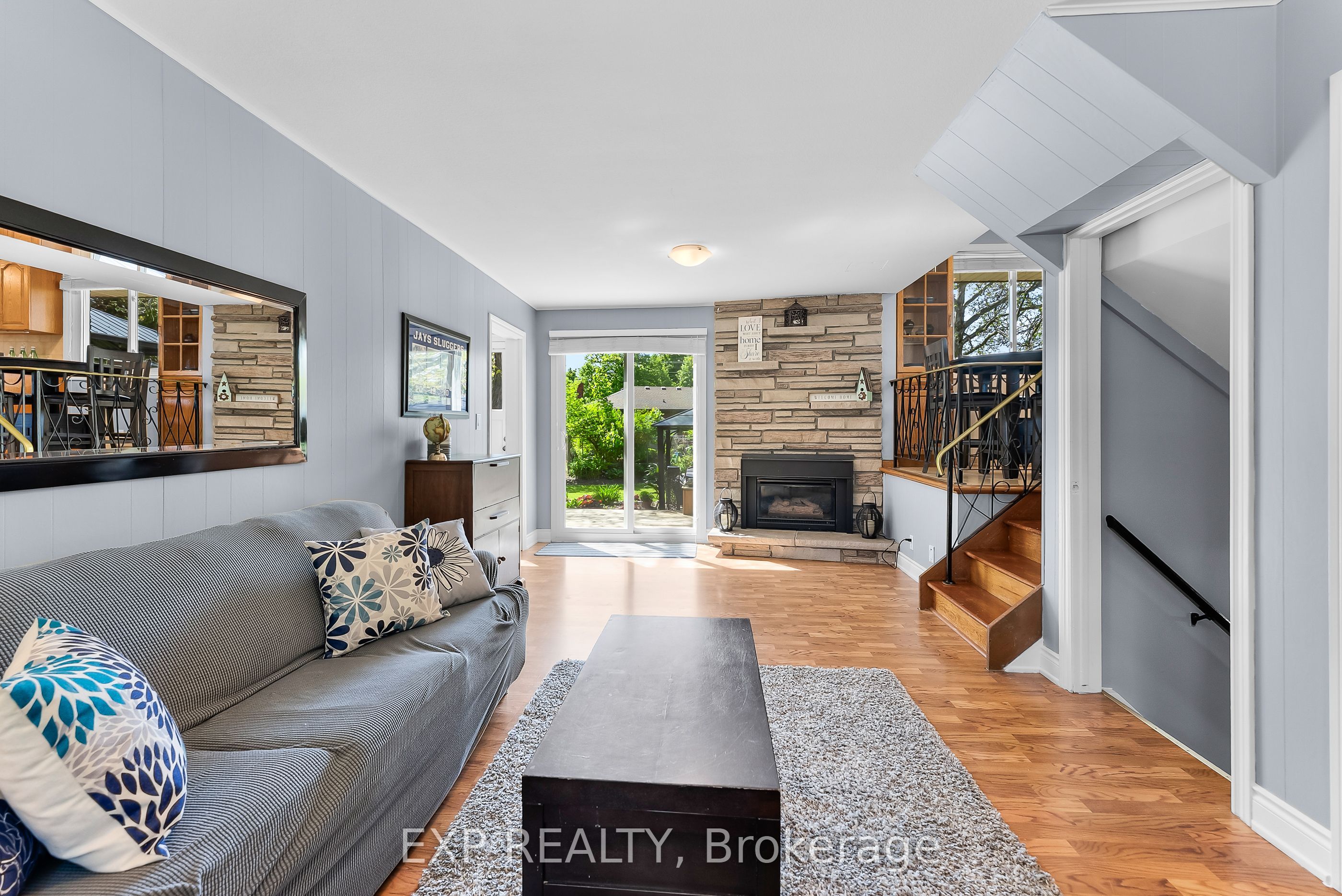 Photo 68 of 7 Saturn Court, St. Catharines, Bunting/Linwell — HOMEH