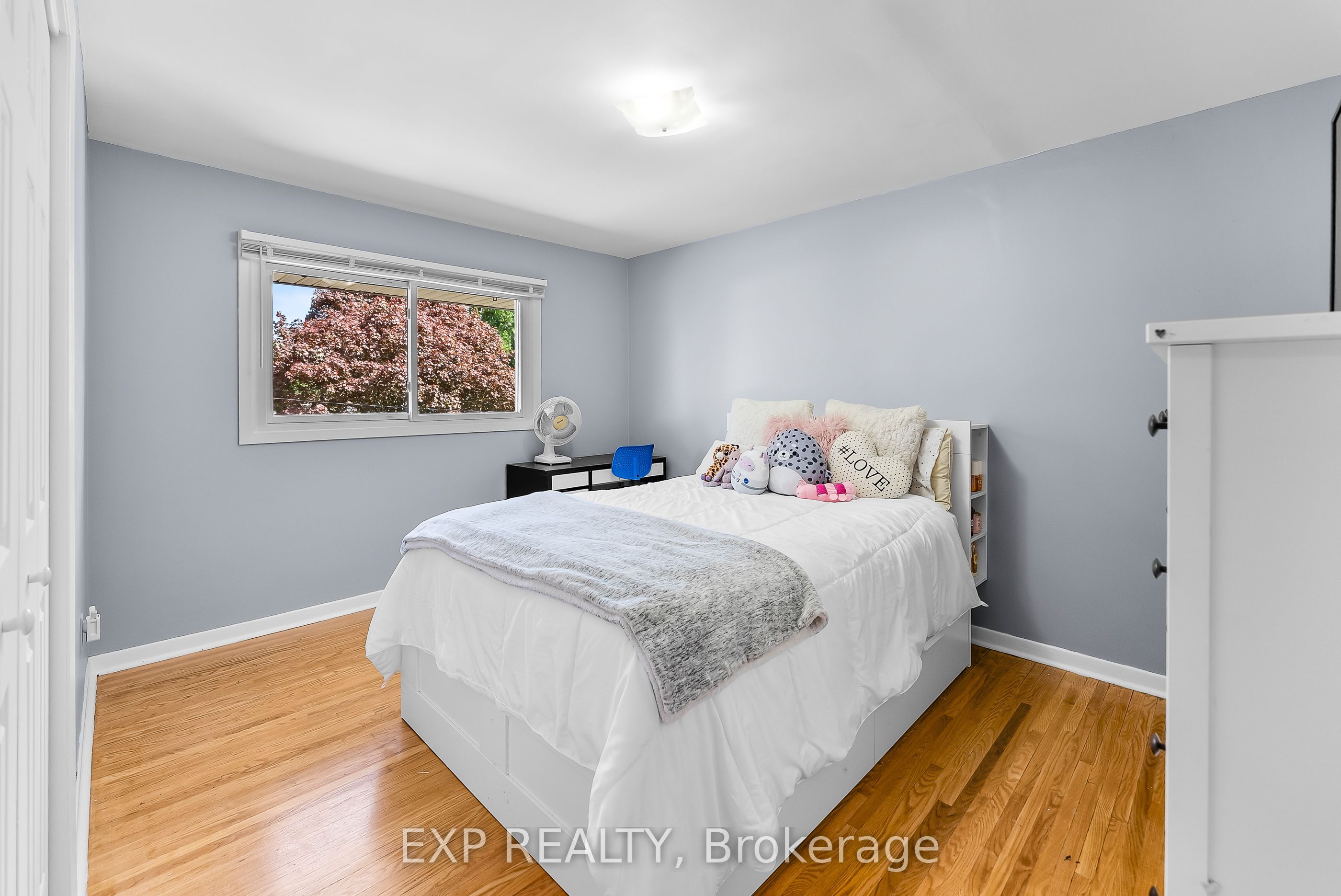 Photo 77 of 7 Saturn Court, St. Catharines, Bunting/Linwell — HOMEH