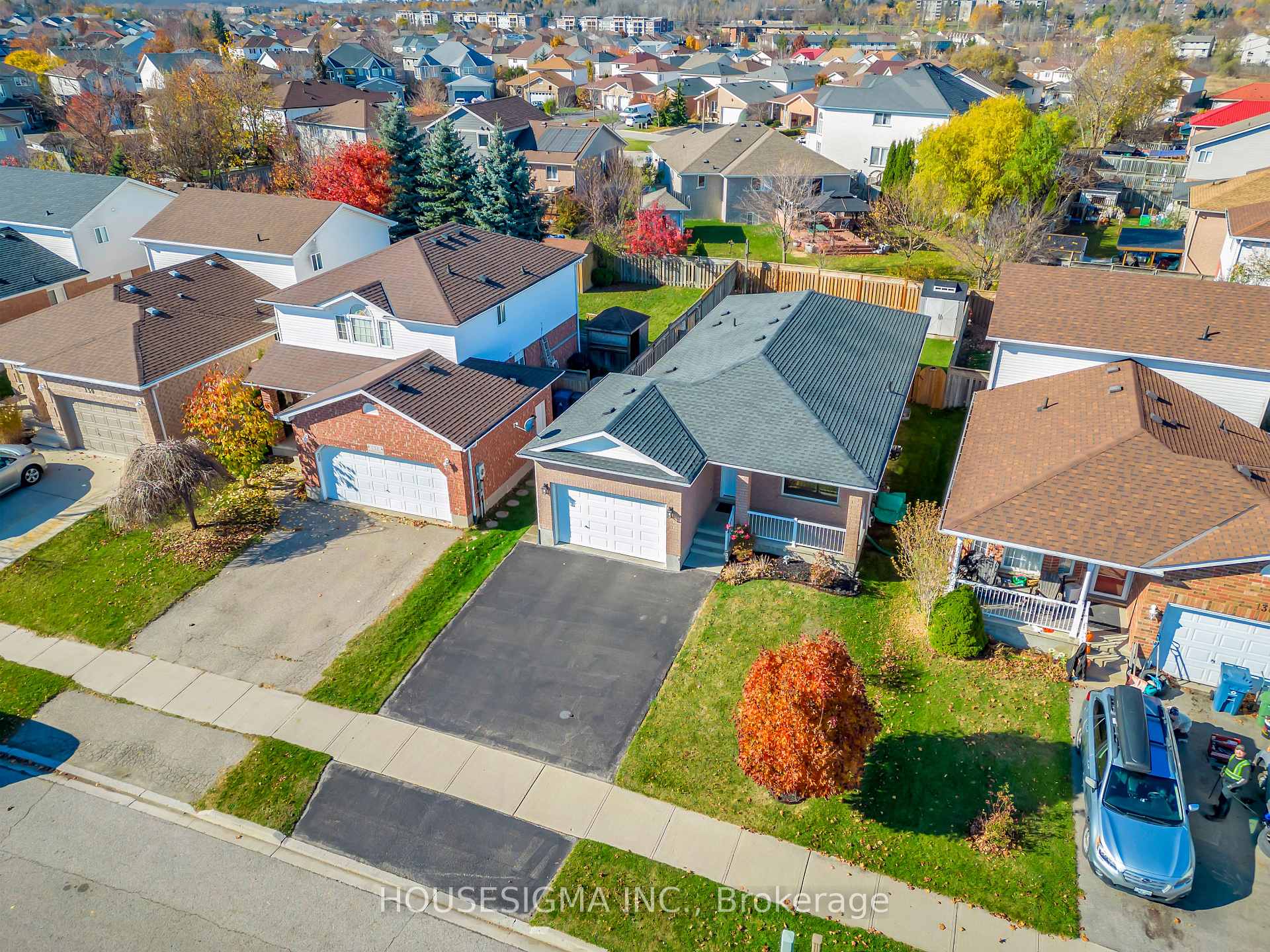 Photo 3 of 134 Deerpath Drive, Guelph, Willow West/Sugarbush/West Acres — HOMEH