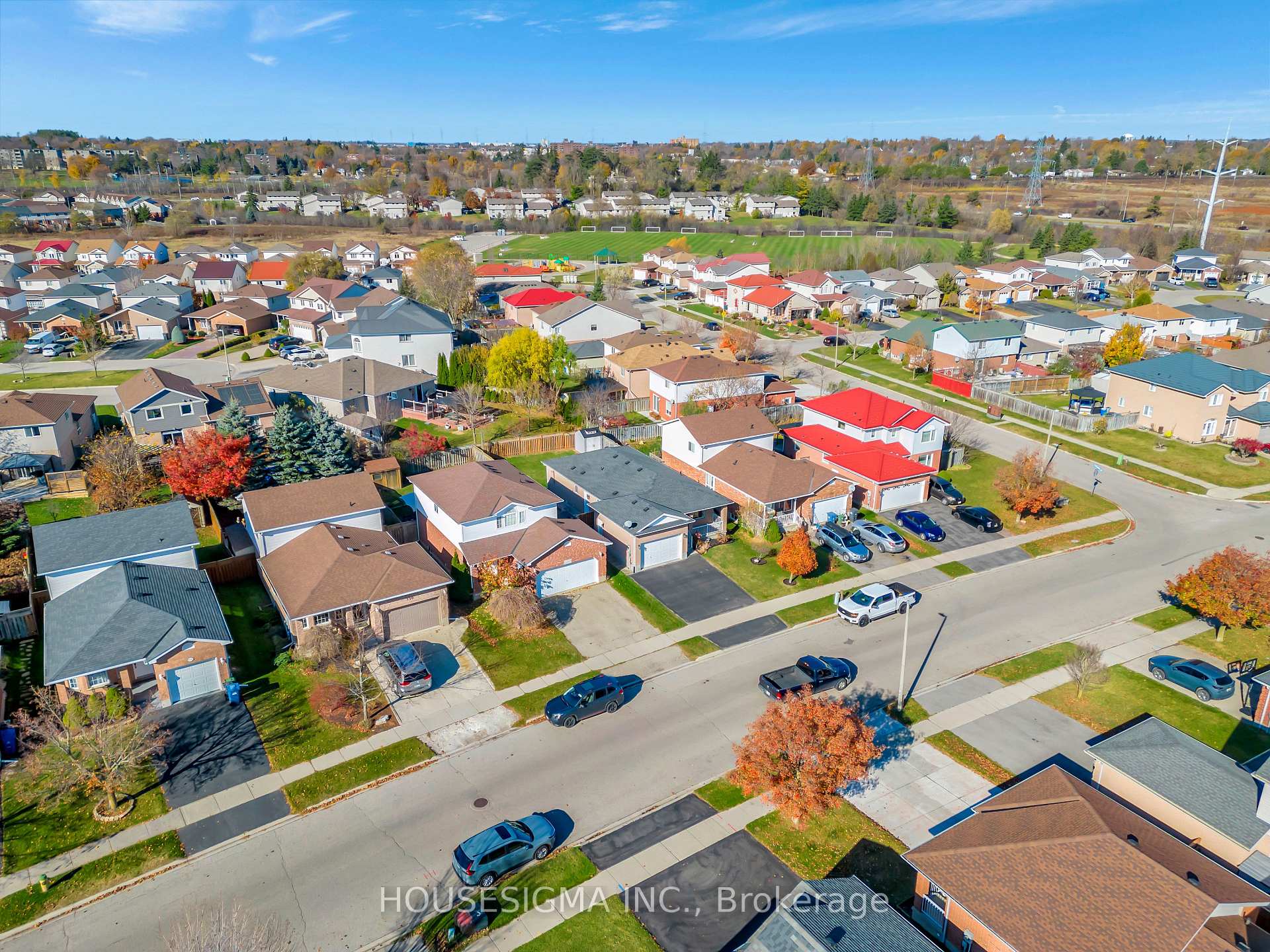 Photo 5 of 134 Deerpath Drive, Guelph, Willow West/Sugarbush/West Acres — HOMEH
