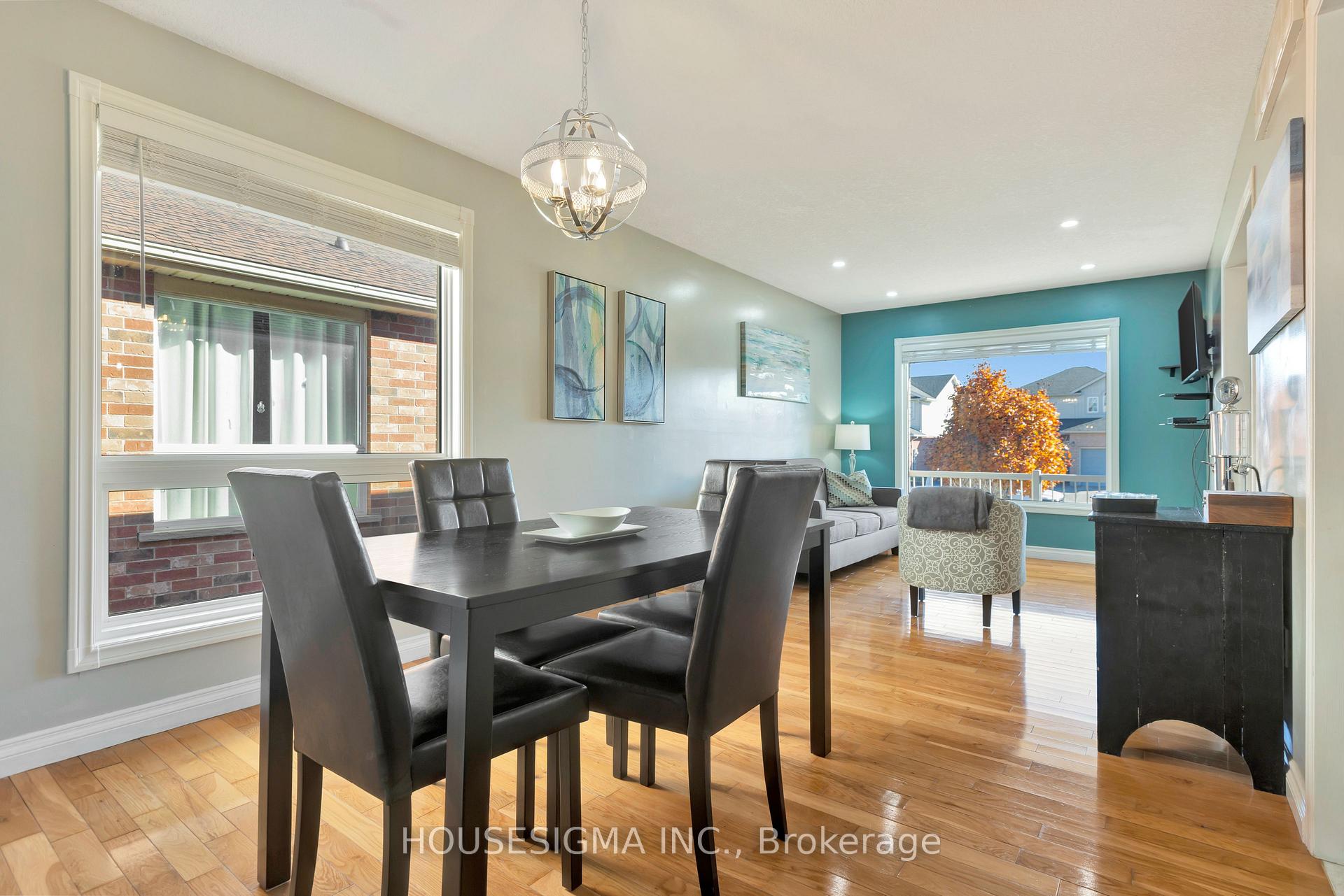 Photo 13 of 134 Deerpath Drive, Guelph, Willow West/Sugarbush/West Acres — HOMEH