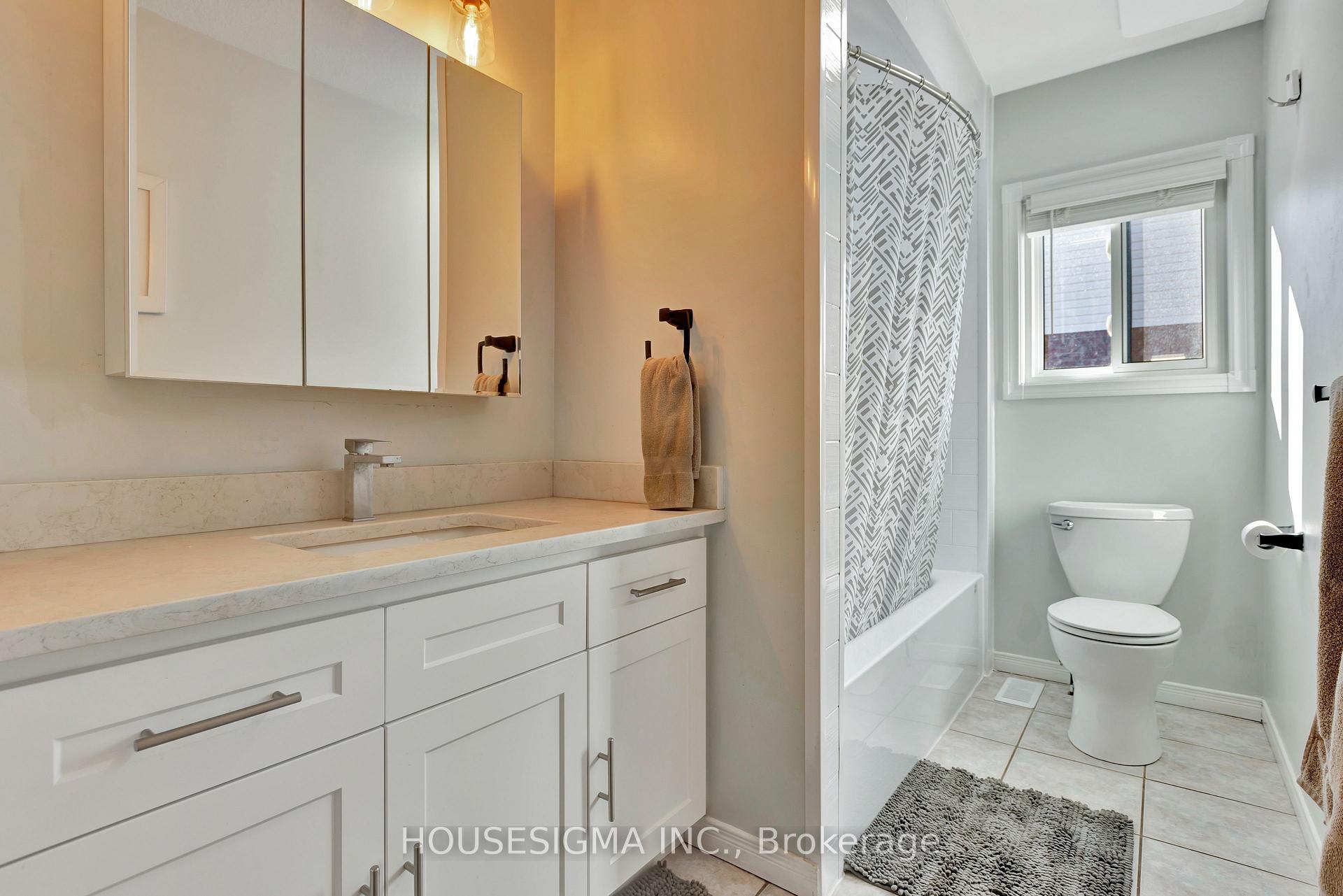 Photo 21 of 134 Deerpath Drive, Guelph, Willow West/Sugarbush/West Acres — HOMEH