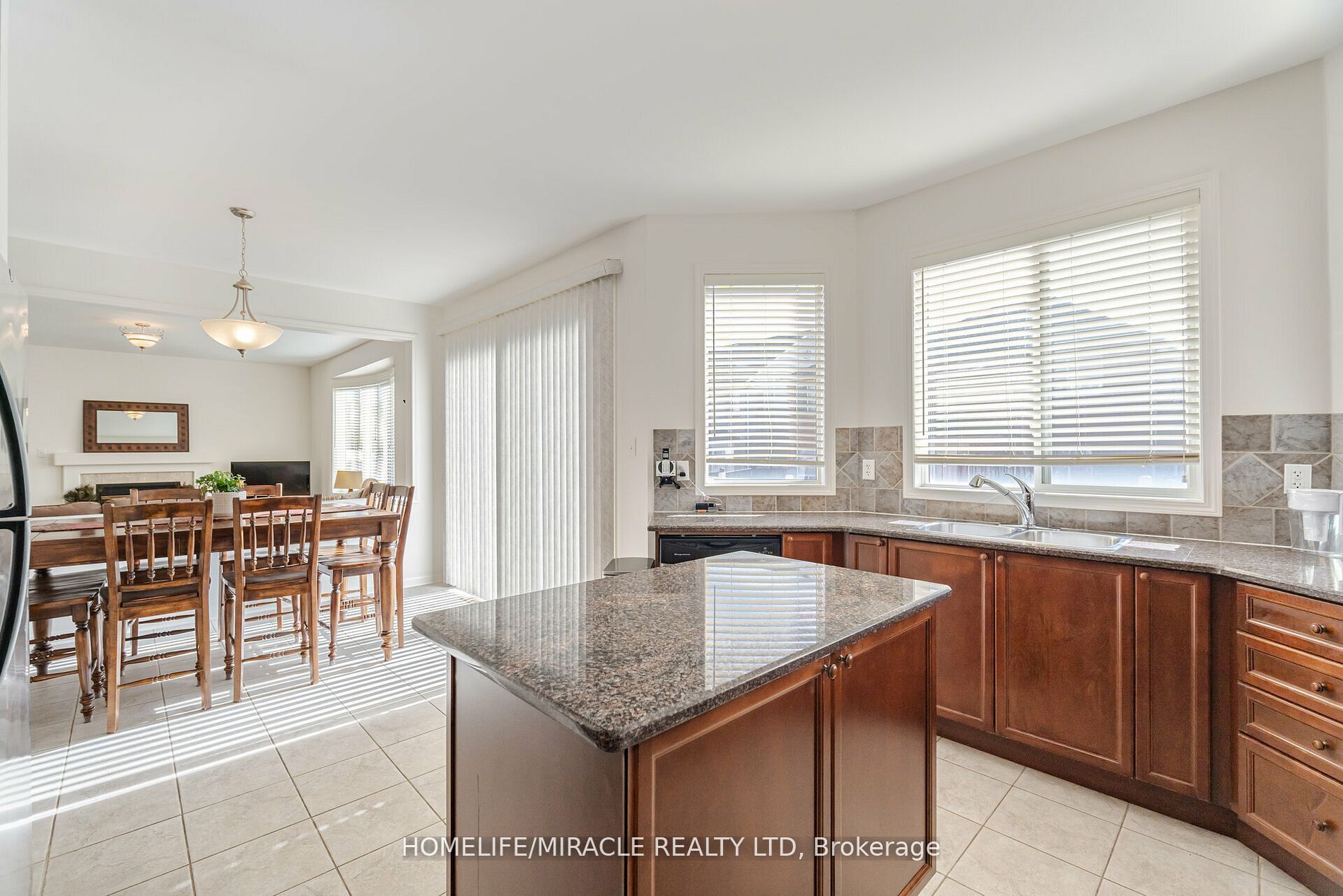 Photo 50 of 5 Valleywest Road, Brampton, Vales of Castlemore — HOMEH