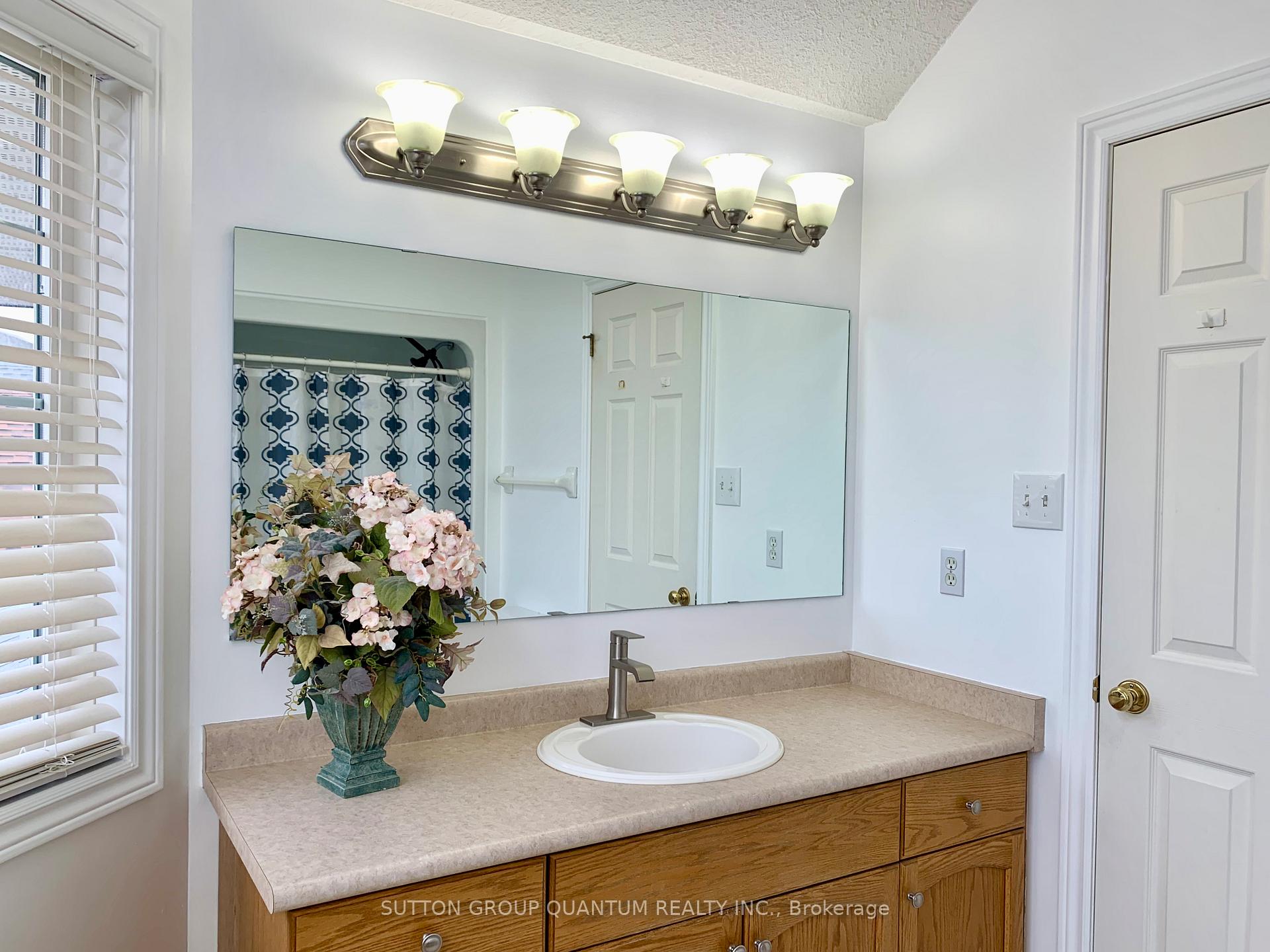 Photo 19 of 7 Hayward Crescent, Guelph, Clairfields/Hanlon Business Park — HOMEH
