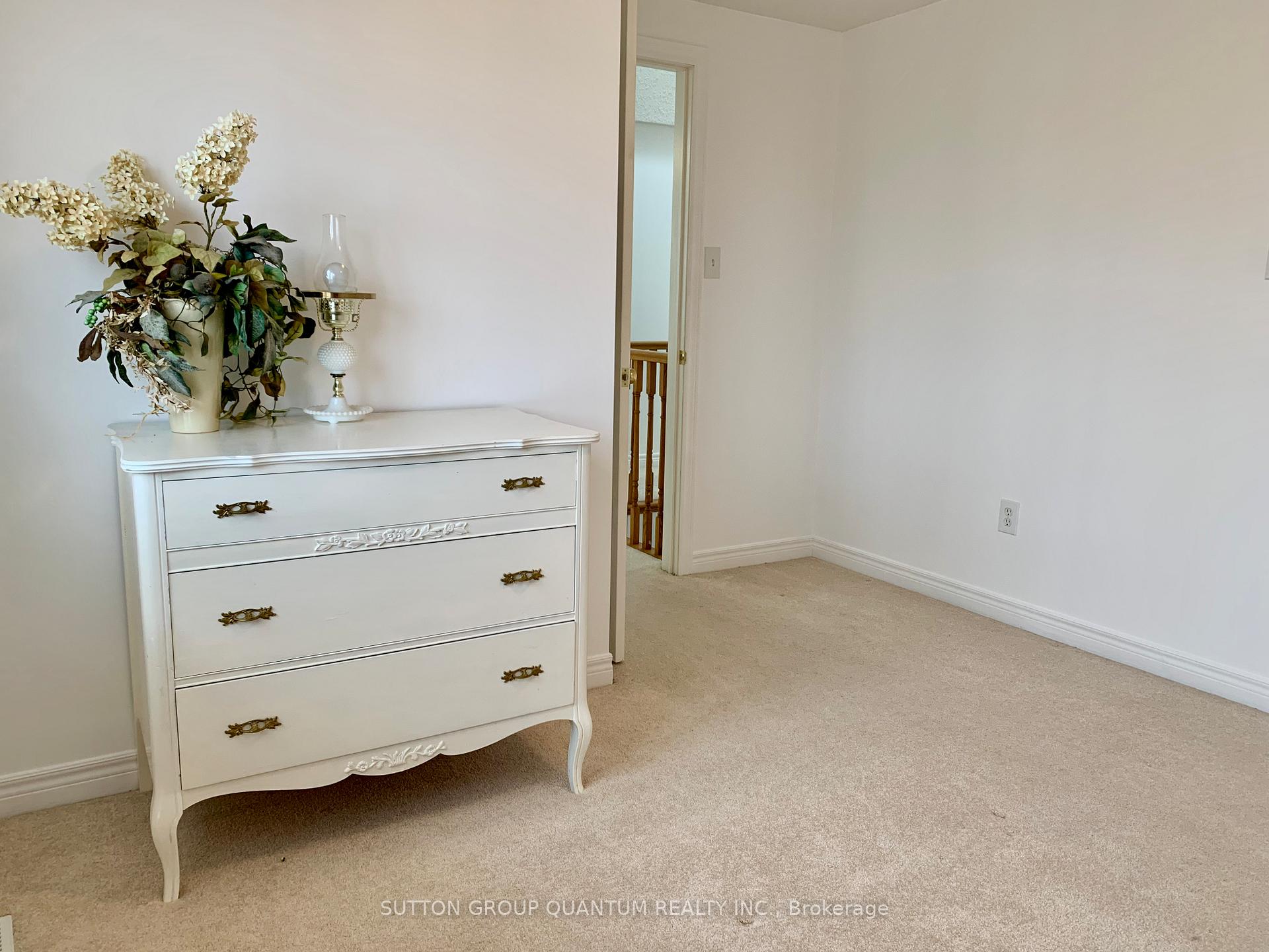 Photo 22 of 7 Hayward Crescent, Guelph, Clairfields/Hanlon Business Park — HOMEH