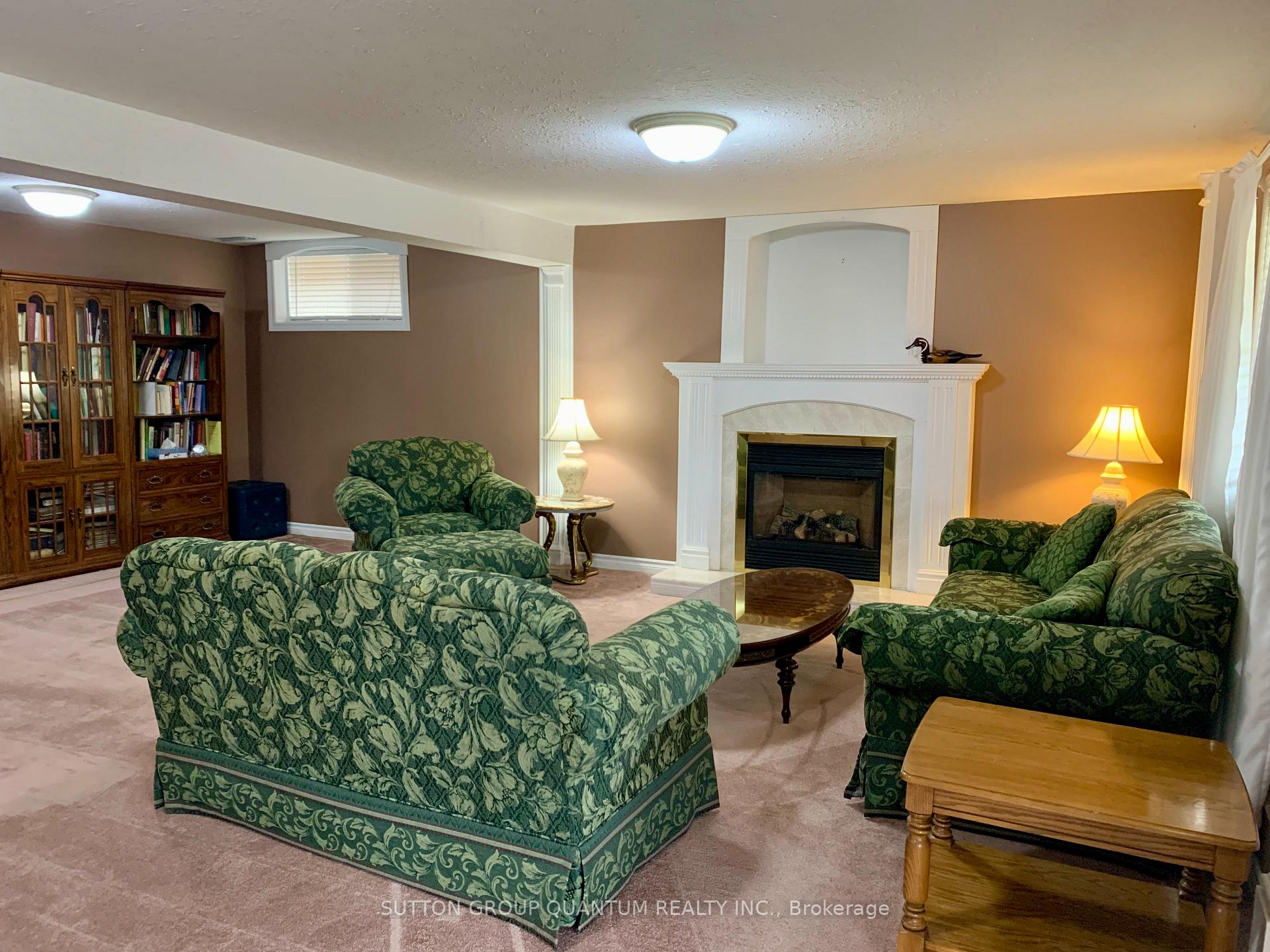 Photo 28 of 7 Hayward Crescent, Guelph, Clairfields/Hanlon Business Park — HOMEH