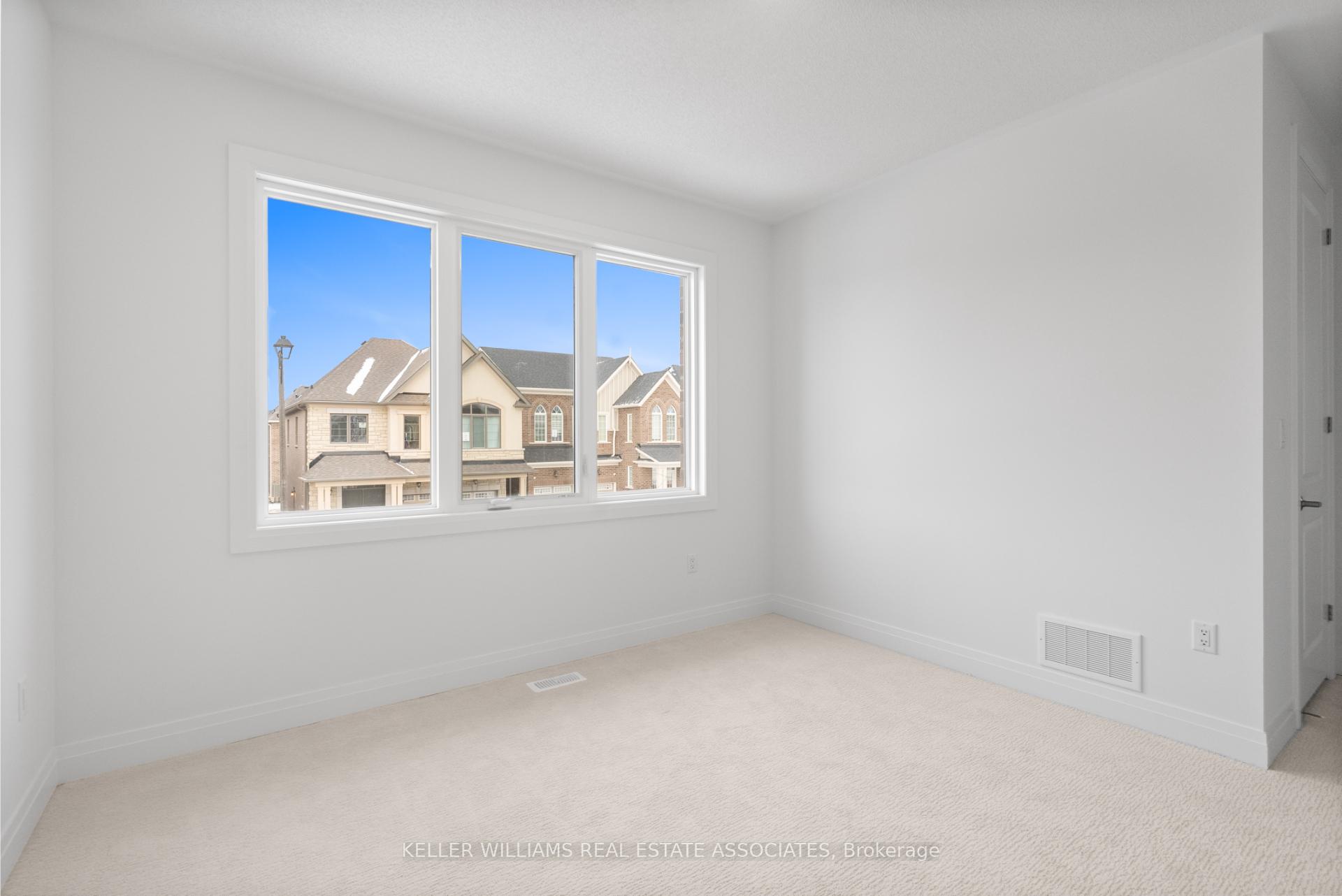 Photo 19 of 16 Aster Woods Drive, Caledon, Rural Caledon — HOMEH