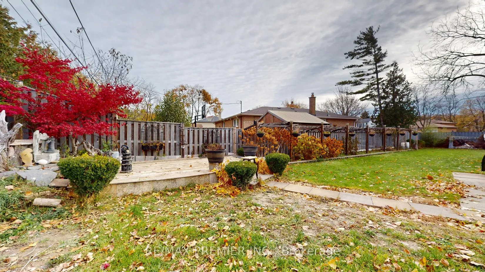 Photo 8 of 425 Balmoral Drive, Brampton, Avondale — HOMEH