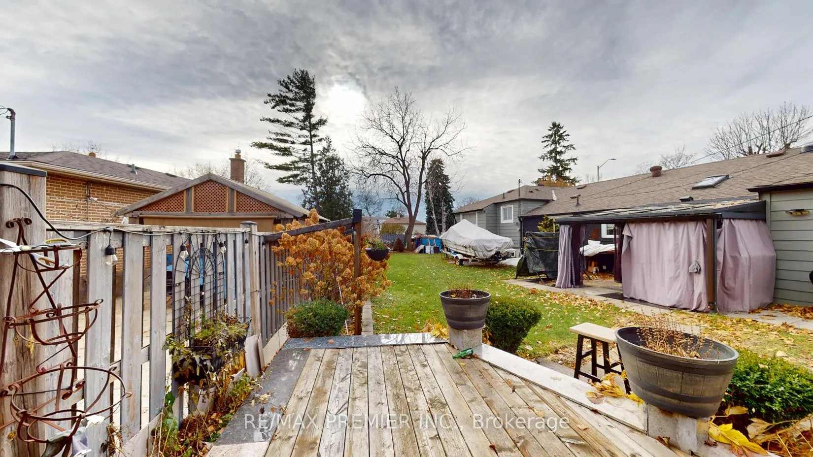 Photo 9 of 425 Balmoral Drive, Brampton, Avondale — HOMEH