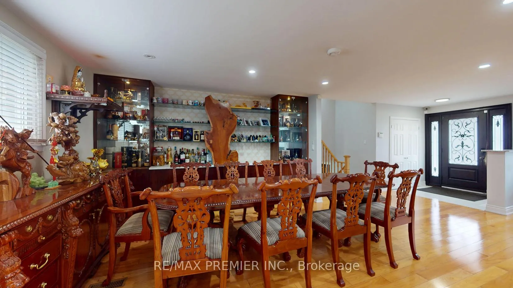 Photo 18 of 425 Balmoral Drive, Brampton, Avondale — HOMEH