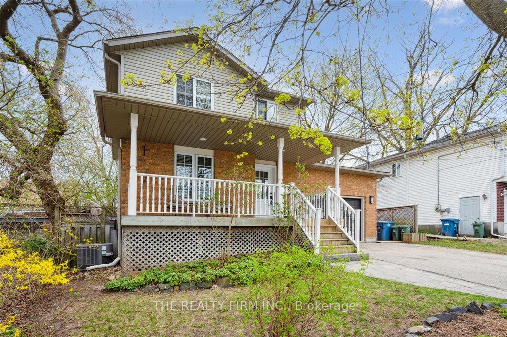Photo 4 of 17 Cassino Avenue, Guelph, St. George's — HOMEH