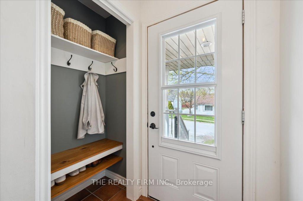Photo 6 of 17 Cassino Avenue, Guelph, St. George's — HOMEH