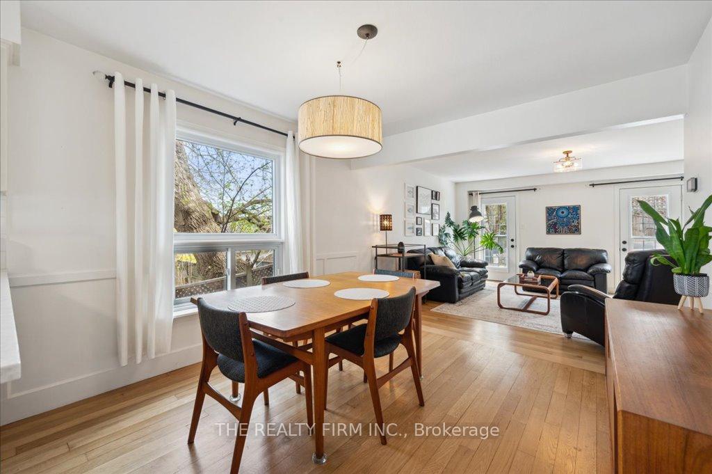 Photo 12 of 17 Cassino Avenue, Guelph, St. George's — HOMEH
