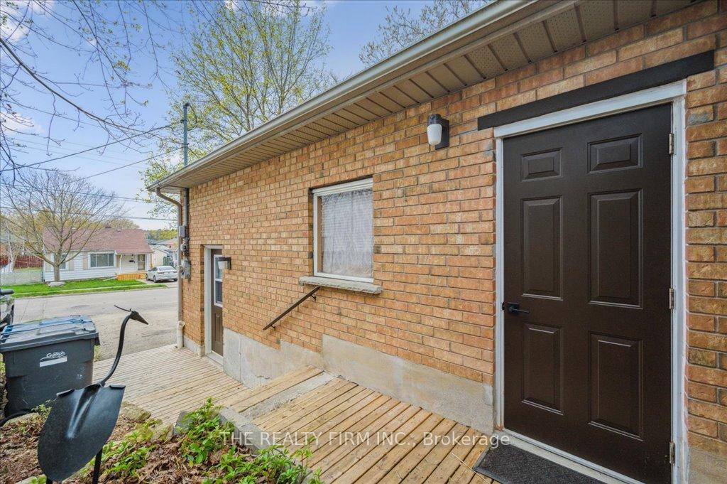 Photo 25 of 17 Cassino Avenue, Guelph, St. George's — HOMEH