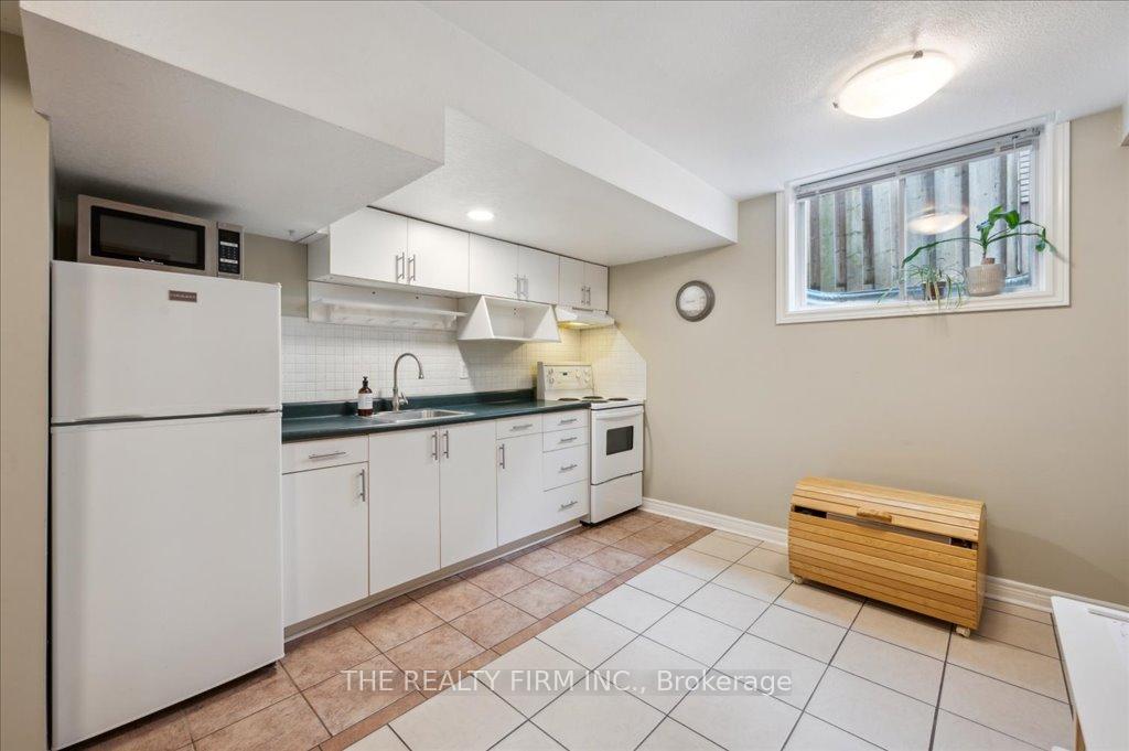 Photo 27 of 17 Cassino Avenue, Guelph, St. George's — HOMEH