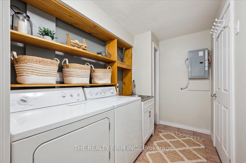 Photo 33 of 17 Cassino Avenue, Guelph, St. George's — HOMEH