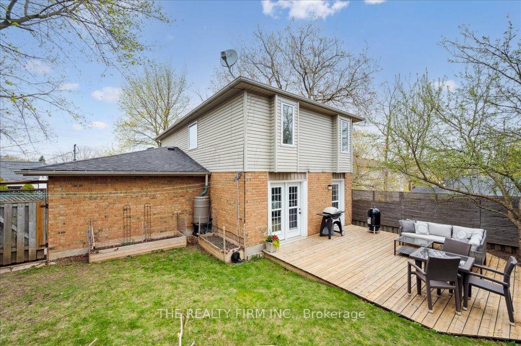 Photo 40 of 17 Cassino Avenue, Guelph, St. George's — HOMEH