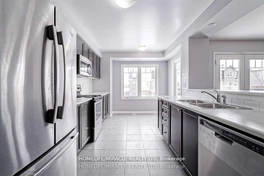 Photo 1 of 43 Colonel Frank Ching Crescent, Brampton, Fletcher's West — HOMEH