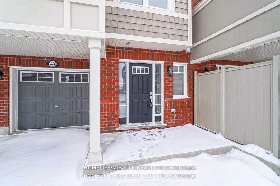 Photo 2 of 43 Colonel Frank Ching Crescent, Brampton, Fletcher's West — HOMEH