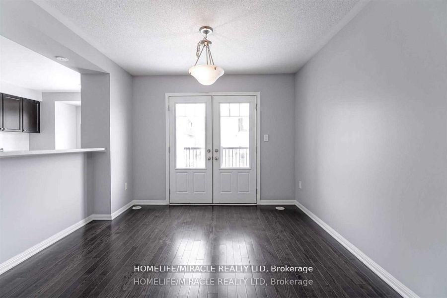 Photo 14 of 43 Colonel Frank Ching Crescent, Brampton, Fletcher's West — HOMEH