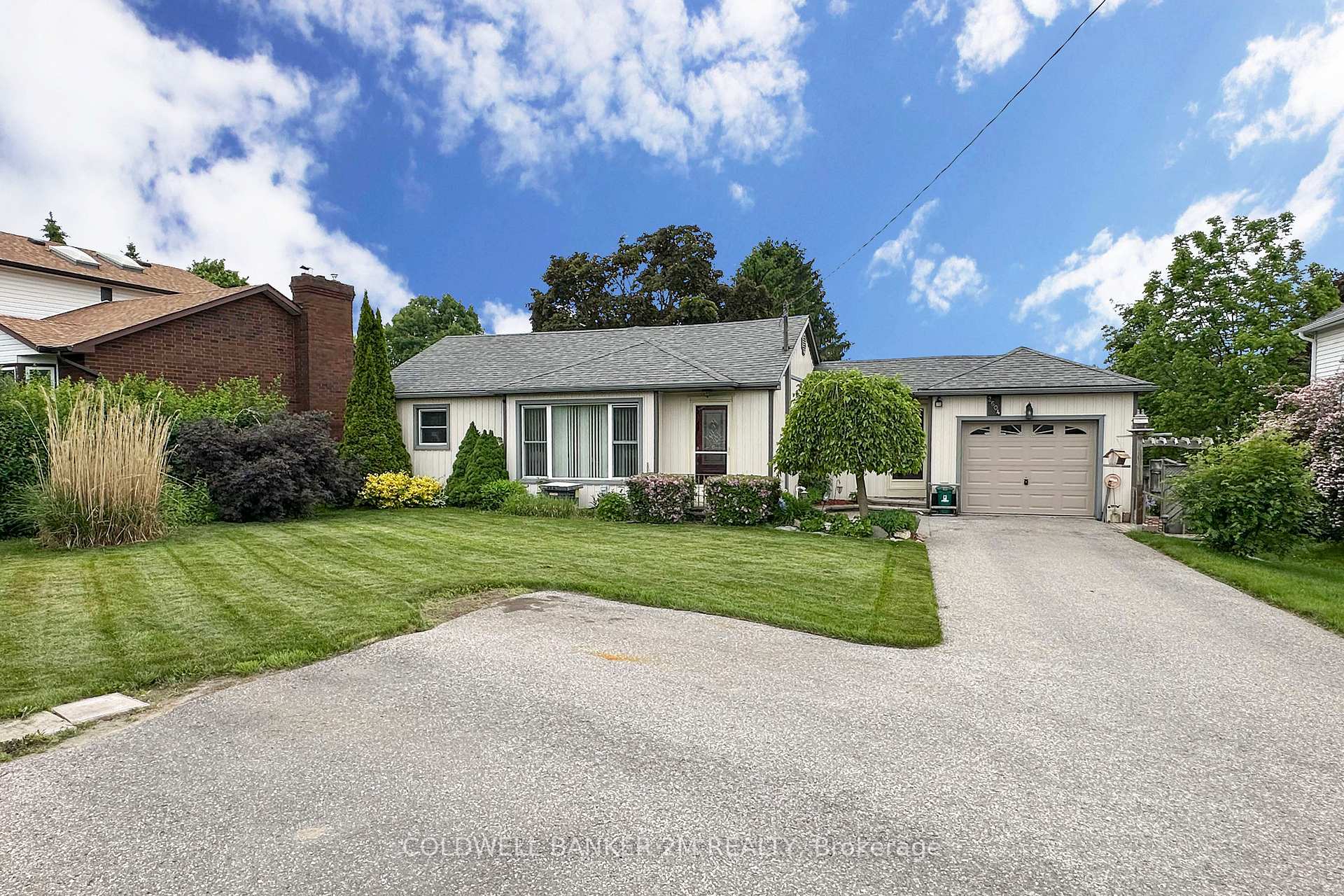 Front of 2604 Prestonvale Road