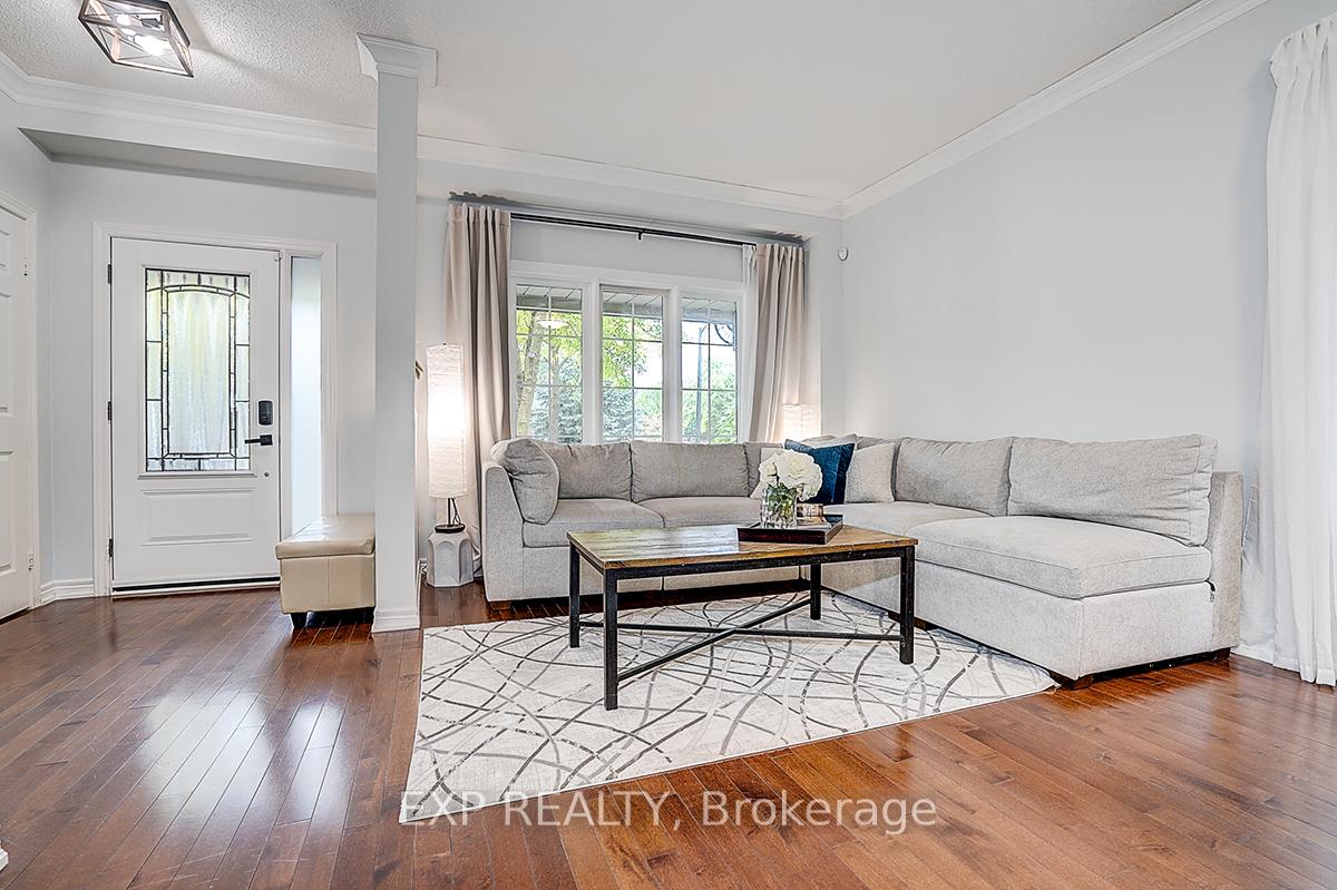 Photo 4 of 35 Luxton Avenue, Aurora, Bayview Wellington — HOMEH