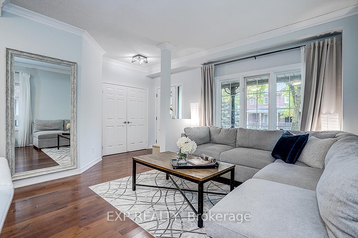 Photo 7 of 35 Luxton Avenue, Aurora, Bayview Wellington — HOMEH