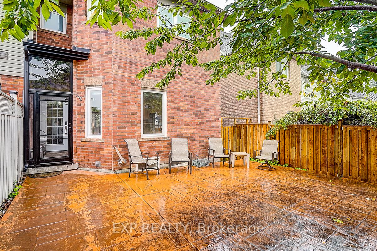 Photo 28 of 35 Luxton Avenue, Aurora, Bayview Wellington — HOMEH