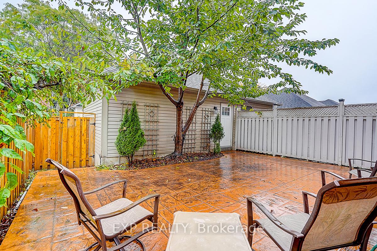 Photo 29 of 35 Luxton Avenue, Aurora, Bayview Wellington — HOMEH