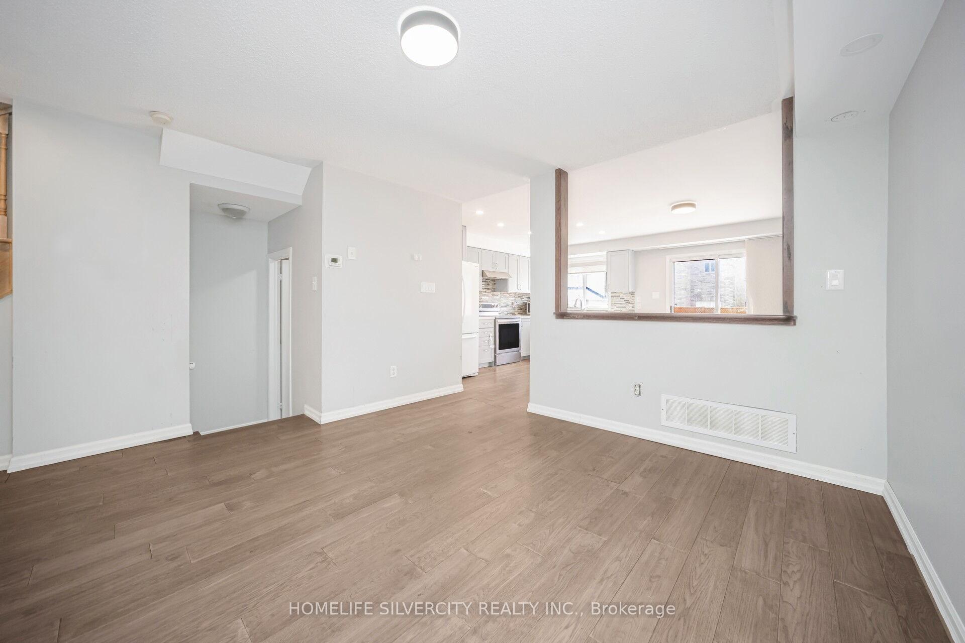 Photo 8 of 22 Frank Johnston Road, Caledon, Bolton West — HOMEH