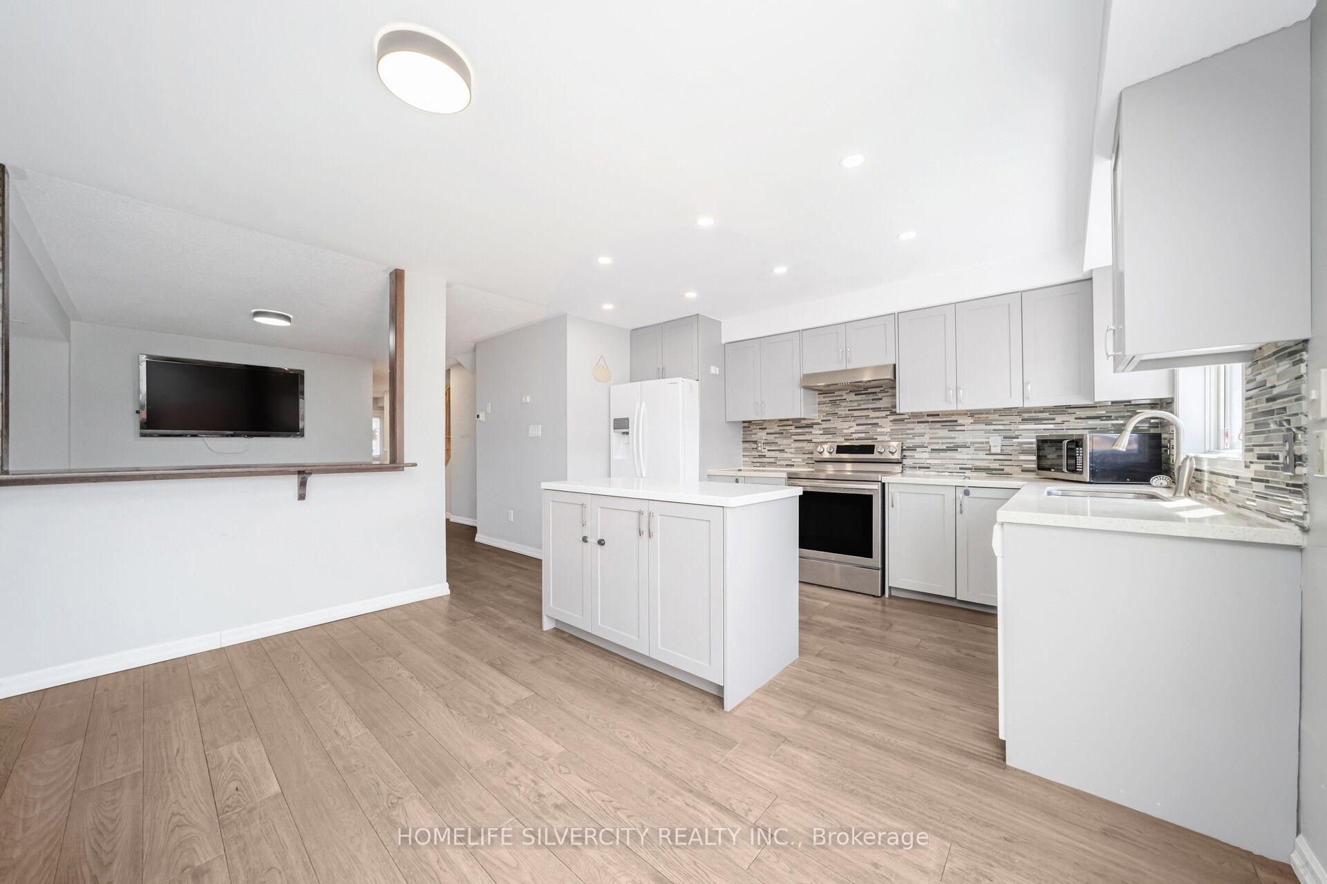 Photo 12 of 22 Frank Johnston Road, Caledon, Bolton West — HOMEH