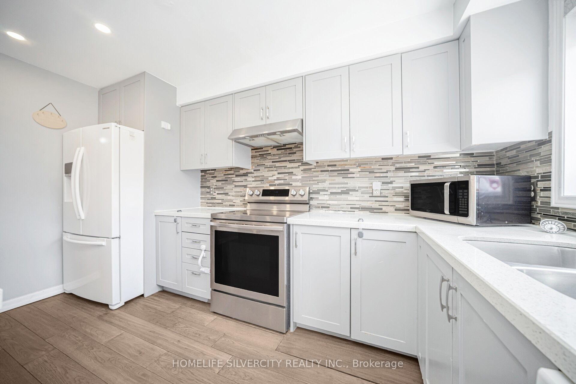 Photo 13 of 22 Frank Johnston Road, Caledon, Bolton West — HOMEH