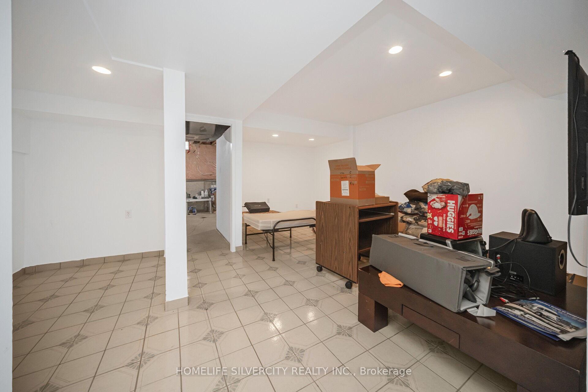 Photo 36 of 22 Frank Johnston Road, Caledon, Bolton West — HOMEH