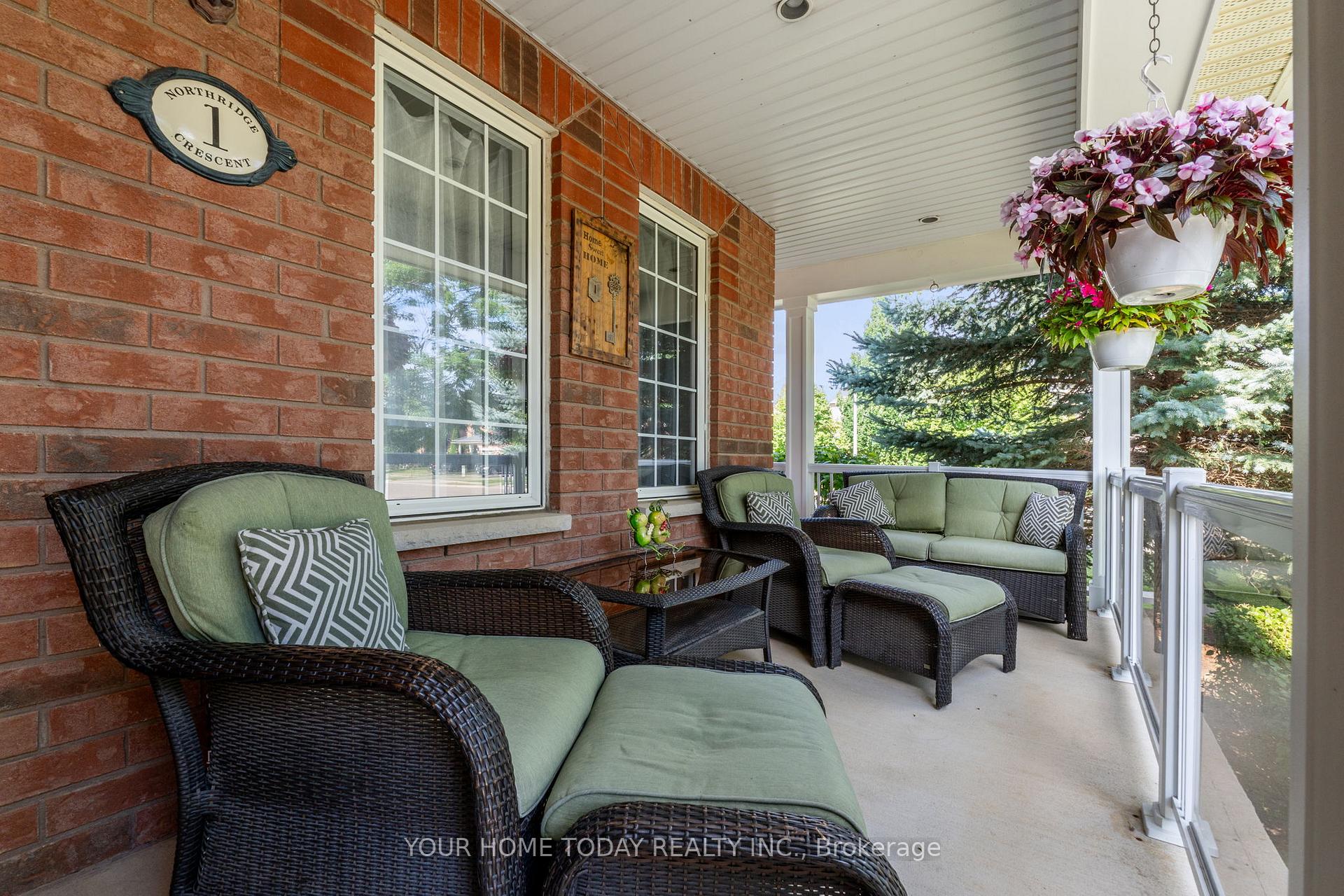 Photo 6 of 1 North Ridge Crescent, Halton Hills, Georgetown — HOMEH