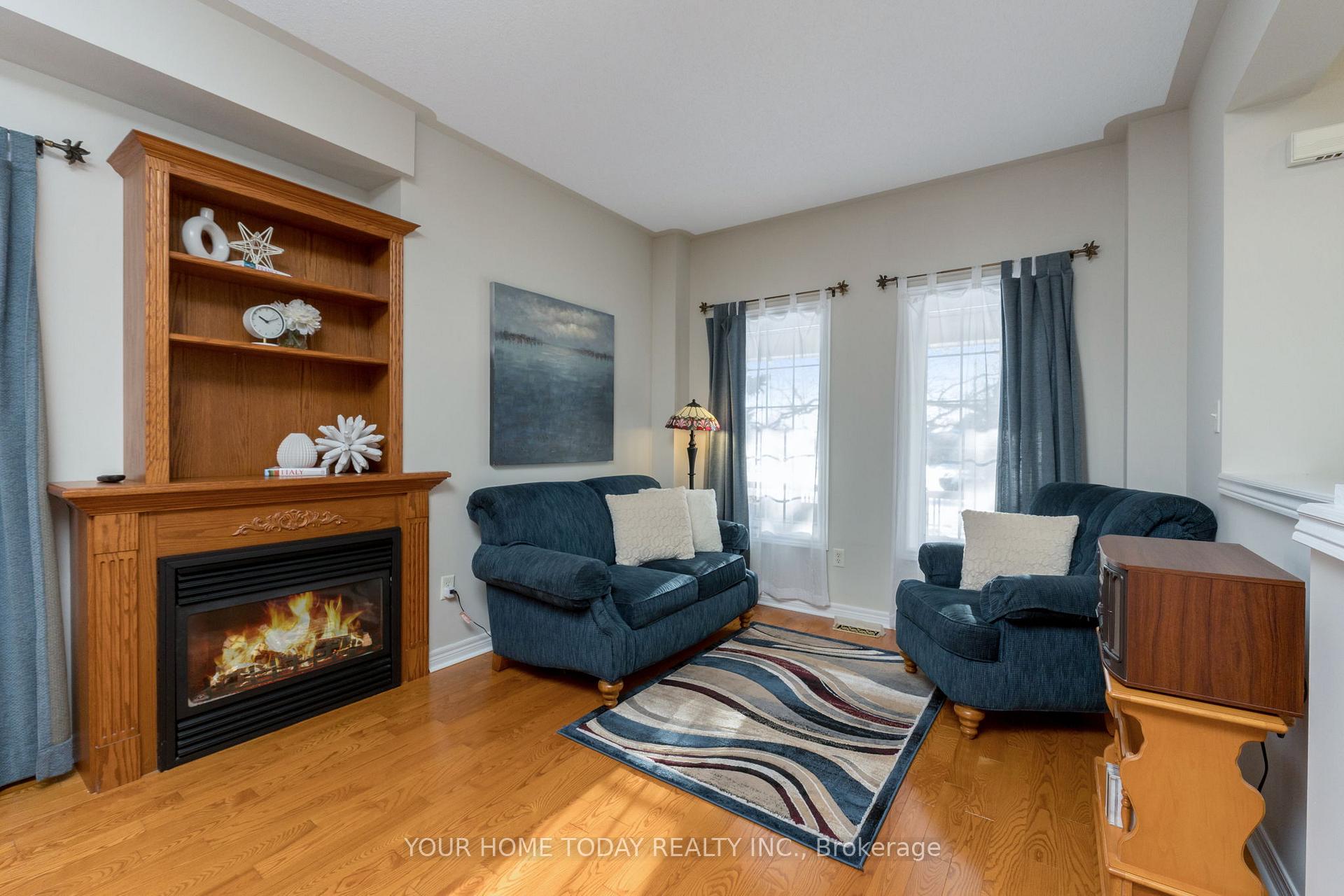 Photo 8 of 1 North Ridge Crescent, Halton Hills, Georgetown — HOMEH