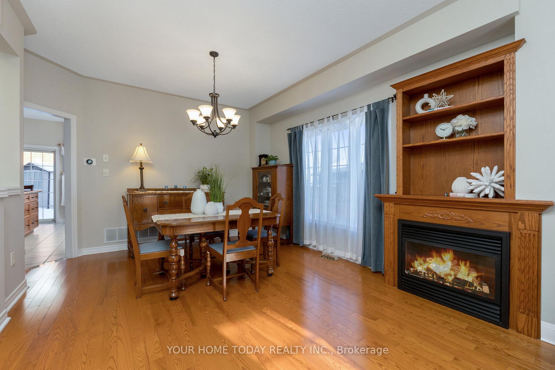 Photo 9 of 1 North Ridge Crescent, Halton Hills, Georgetown — HOMEH