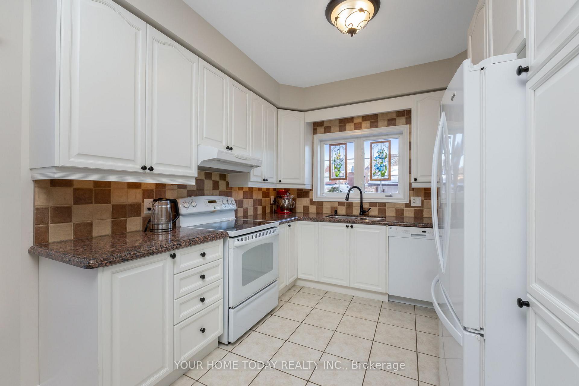 Photo 13 of 1 North Ridge Crescent, Halton Hills, Georgetown — HOMEH