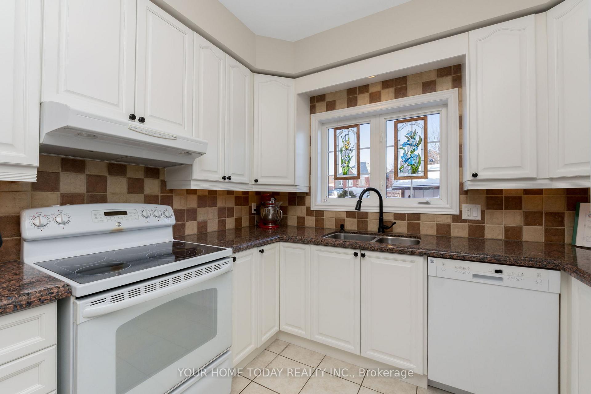 Photo 14 of 1 North Ridge Crescent, Halton Hills, Georgetown — HOMEH