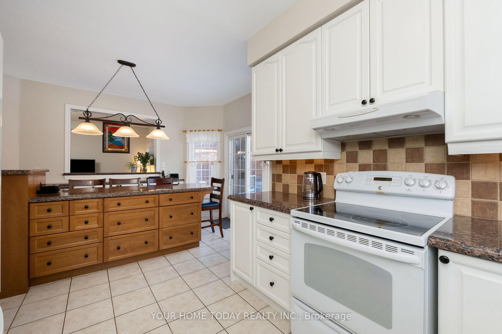 Photo 15 of 1 North Ridge Crescent, Halton Hills, Georgetown — HOMEH