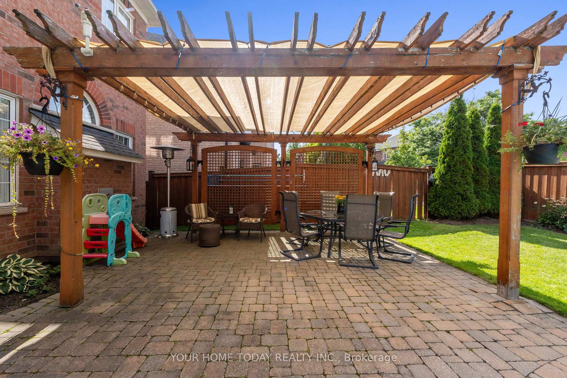 Photo 34 of 1 North Ridge Crescent, Halton Hills, Georgetown — HOMEH