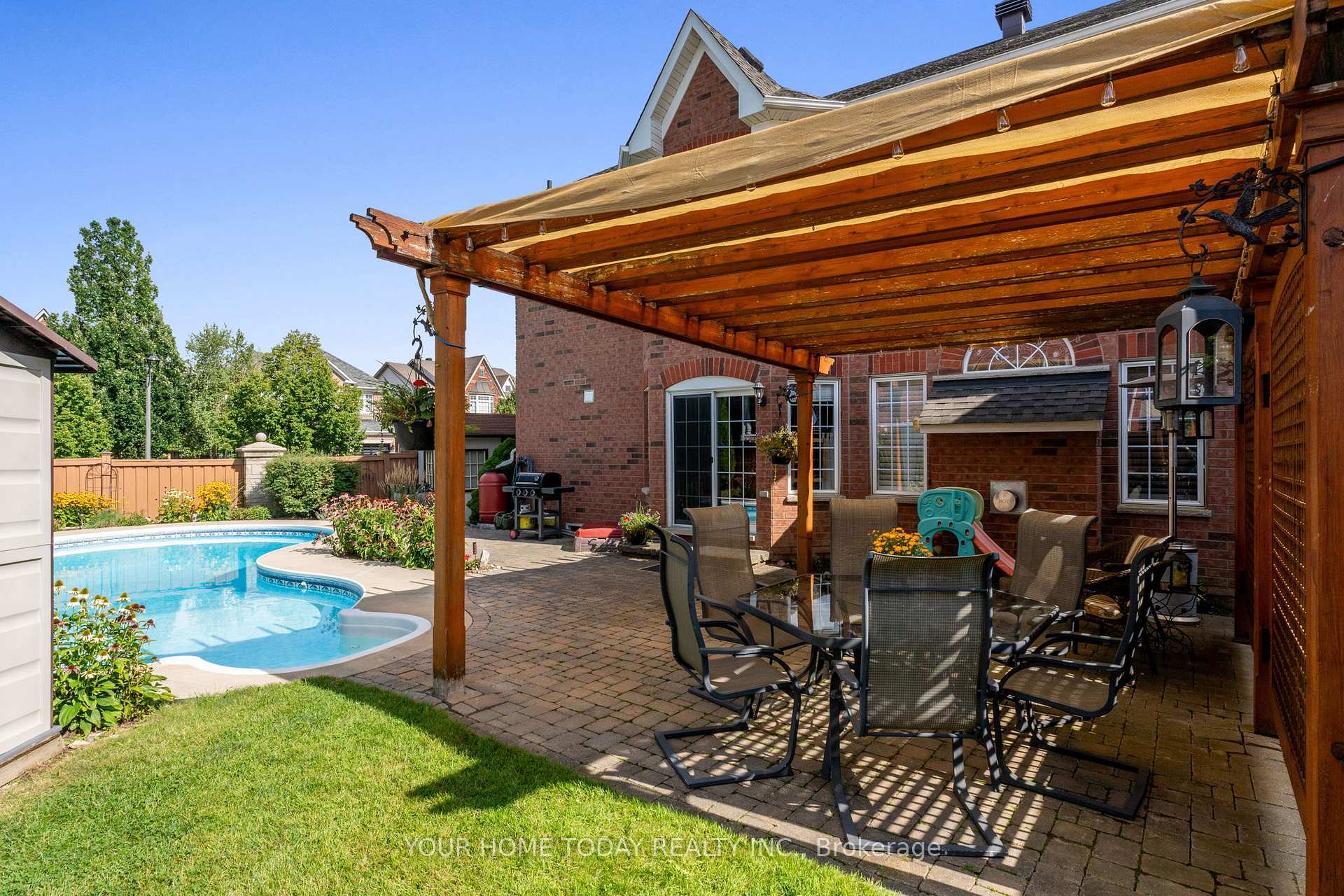 Photo 35 of 1 North Ridge Crescent, Halton Hills, Georgetown — HOMEH