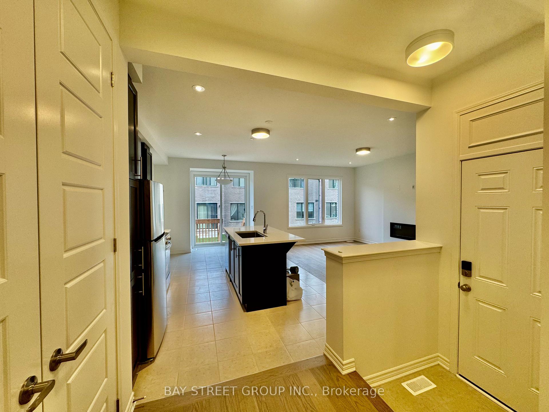 Photo 8 of 3031 Bramall Gardens, Oakville, Joshua Meadows — HOMEH